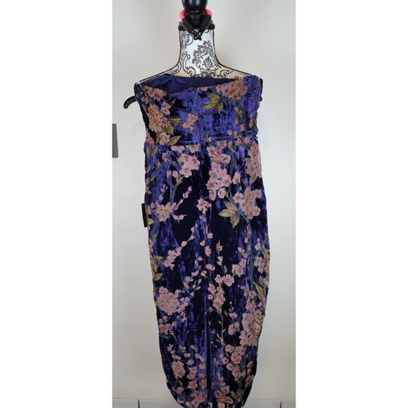 Lulus Make Dress Navy Blue Velvet Floral Strapless Midi Dress Size Small - Picture 7 of 13